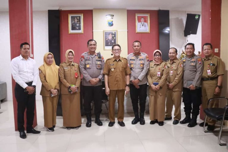 Kapolres Terima Kunjungan Silaturahmi Pj. Bupati Bojonegoro 9 Kapolres Terima Kunjungan Silaturahmi Pj. Bupati Bojonegoro