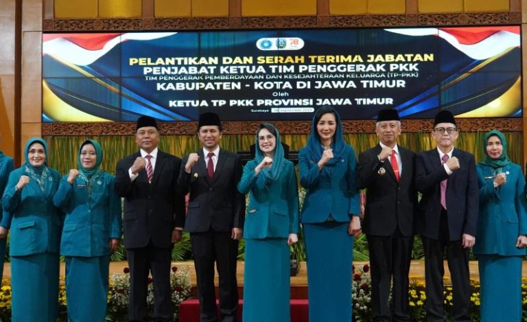 Dian Adiyanti Adriyanto Dilantik Sebagai Pj Ketua TP PKK Bojonegoro 2 Dian Adiyanti Adriyanto Dilantik Sebagai Pj Ketua TP PKK Bojonegoro
