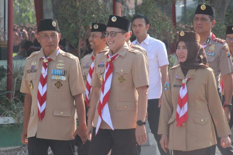 Pj. Bupati Bojonegoro Pimpin Apel Hari Pramuka Ke-62, Kobarkan Semangat Hadapi Masa Depan 1 Pj. Bupati Bojonegoro Pimpin Apel Hari Pramuka Ke-62, Kobarkan Semangat Hadapi Masa Depan