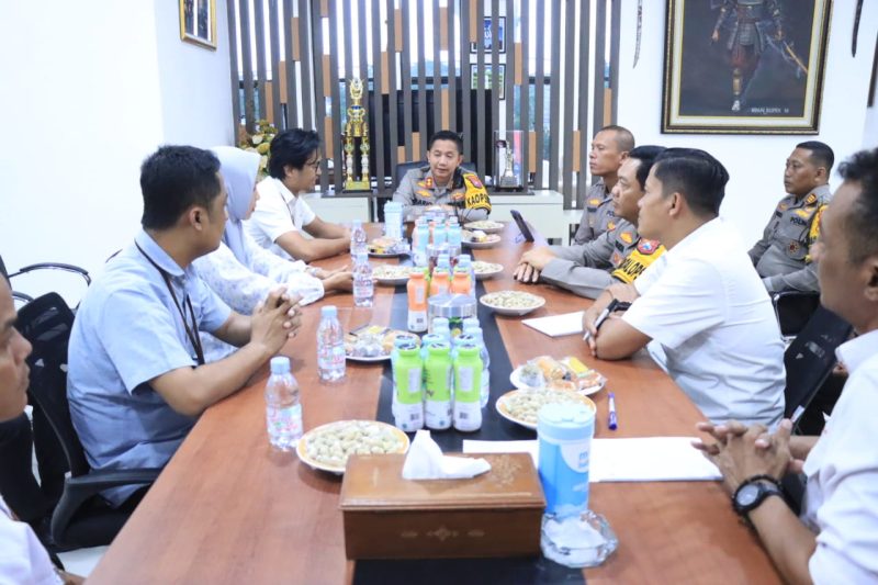 Polres Bojonegoro dan Bawaslu Perkuat Sinergitas Sukseskan Pemilu 2024 1 IMG-20240117-WA0013