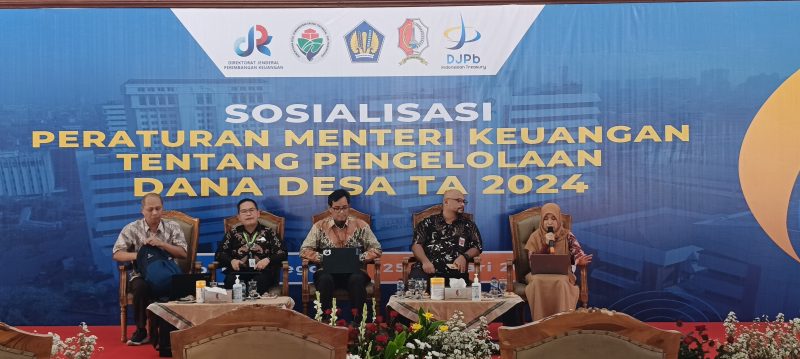 Pemkab Bojonegoro Gelar Sosialisasi Peraturan Menteri Keuangan tentang Pengelolaan Dana Desa tahun Anggaran 2024 43 IMG20240125101807