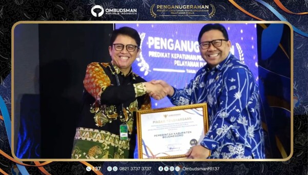Pemkab Bojonegoro Raih Penghargaan Terbaik Ke-5 Nasional Kepatuhan Penyelenggaraan Pelayanan Publik 41