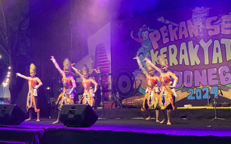 Hari ke Dua, Tari, Teater dan Reog Hibur Warga Bojonegoro di Ajang Pekan Seni Kerakyatan 41 1000076249