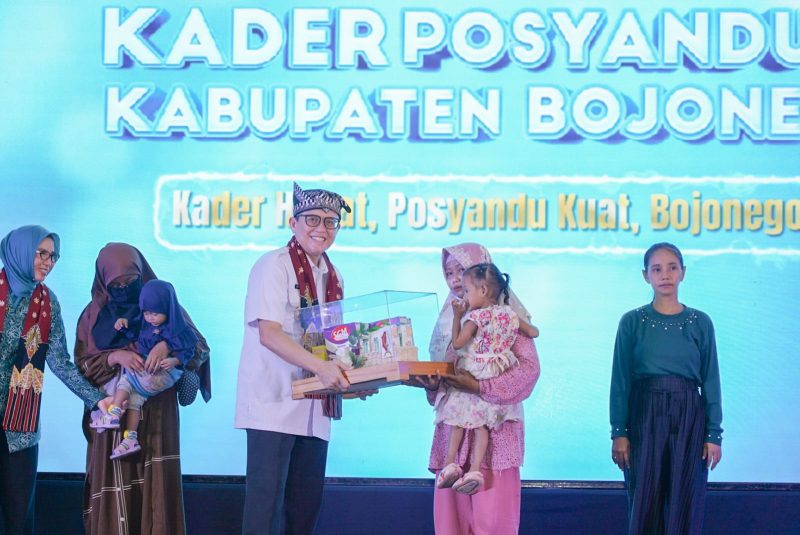 Pj Ketua Pj PKK dampingi Pj. Bupati Bojonegoro Launching Aplikasi Gubuk Kopi Candu Jonegoro 47 IMG 20241211 WA0023