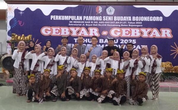 Pergantian Tahun, Pemkab Bojonegoro Bersama PPSBB Gelar Gebyar Seni Tahun Baru 2025