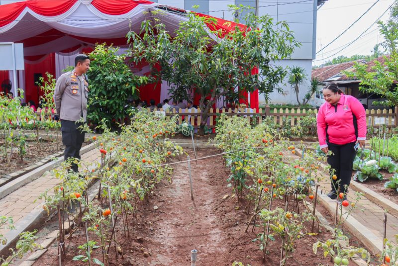 Polres Bojonegoro dan Bhayangkari Dukung Ketahanan Pangan Lewat Program P2L 41 IMG 20250224 WA0057