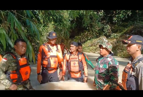 BPBD Bojonegoro Terjunkan Tim Cari Korban Tenggelam Sungai Jepang 1 npSKSf3QdWqLsCTo