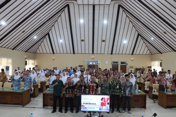 Bakesbangpol Gelar Rekrutmen, 364 Peserta Pendaftar Paskibraka Lolos Administrasi 41 bWnTYsjXyUvoTnEW