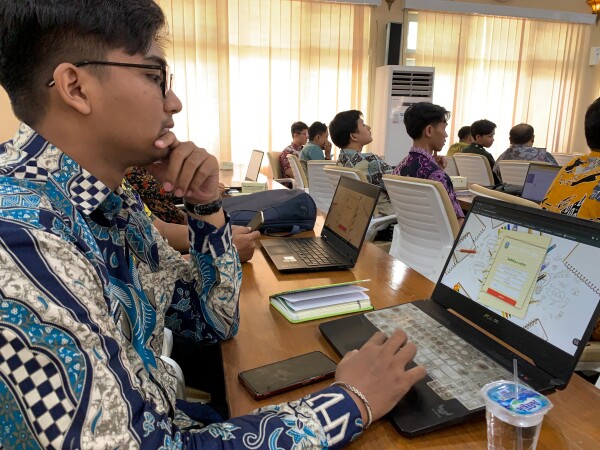 Pemkab Bojonegoro Targetkan IKM Tahun 2025 Kategori Sangat Baik 1 uKNeEIUKxqNxn1uf