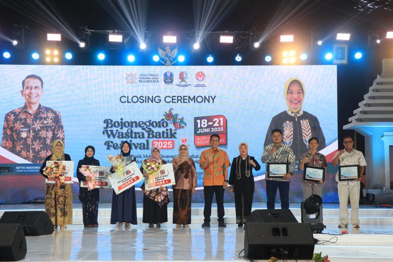 BWBF 2025 Berakhir, Setyo Wahono Siap Jadikan Bojonegoro Gerbang Batik Jawa Timur 41 1000033707