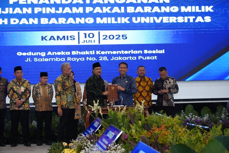 Komitmen Atasi Kemiskinan, Bupati Bojonegoro Tandatangani MoU Penyelenggaraan Sekolah Rakyat 41 IMG 20250710 WA0036
