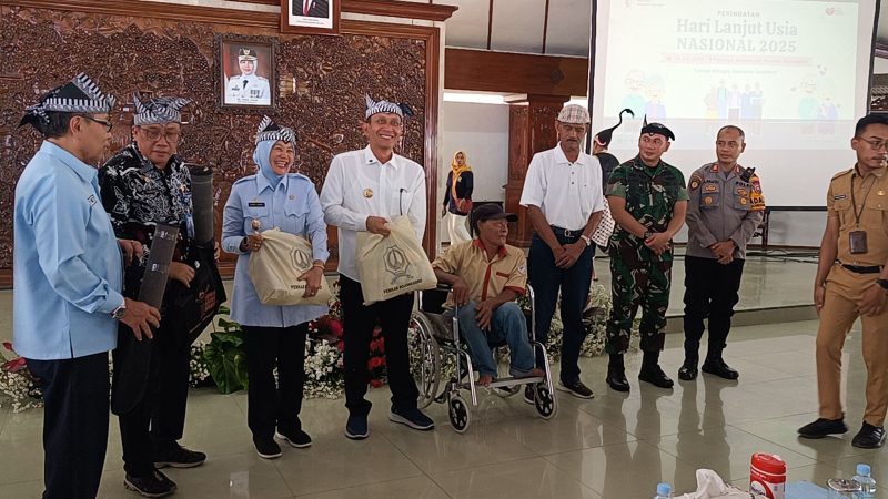 Peringatan Hari Lanjut Usia Nasional 2025 Digelar di Bojonegoro 41 IMG20250715100727 01
