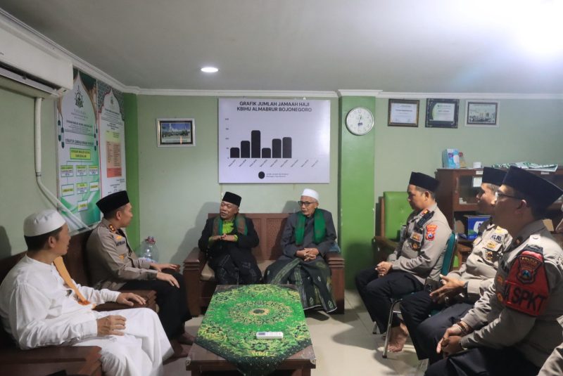 Kapolres Bojonegoro Silaturahmi ke MUI, Bahas Sinergi Jaga Kamtibmas 41 IMG 20250802 WA0017