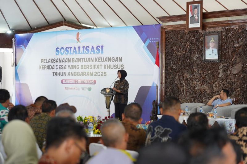 Sosialisasi Bantuan Keuangan Khusus Desa Tahun 2025, Langkah Preventif Pemkab Bojonegoro Pastikan Pelaksanaan yang Transparan dan Akuntabilitas 41 IMG 20250912 WA0009