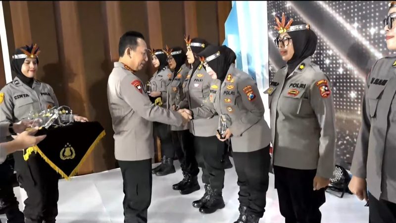 Polwan Polres Bojonegoro Raih Juara 3 Kampanye “Rise and Speak” Tingkat Mabes Polri 41 IMG 20250925 WA0035