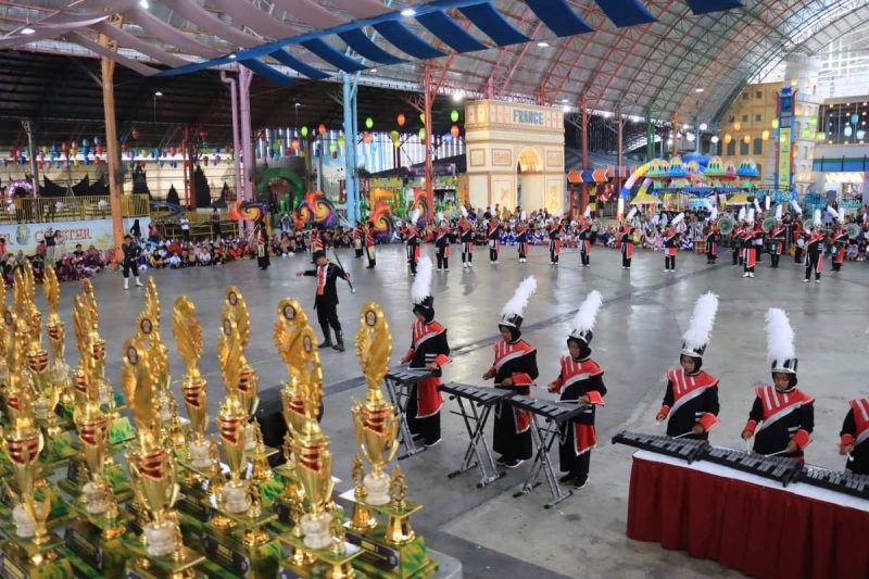 Polres Bojonegoro Gelar Kejurkab Drumband 2025 Tingkat Pelajar 1 IMG-20251201-WA0013