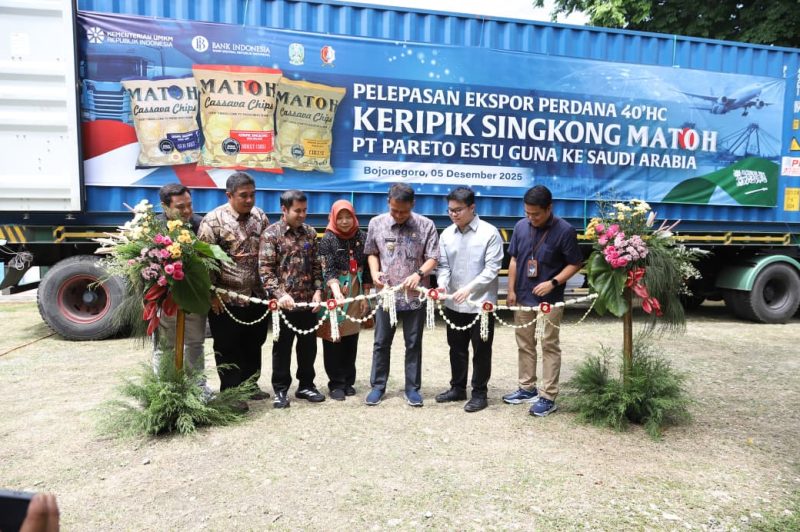UMKM Bojonegoro Menembus Pasar Global, PT. Pareto Estu Guna Ekspor Perdana Keripik Singkong “MATOH” ke Arab Saudi 1 IMG-20251205-WA0009