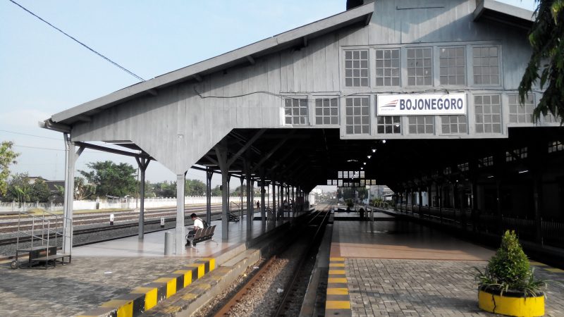 Mudik Lebaran 2026, PT KAI Siapkan Dua Kereta Tambahan 41 Bojonegoro railway station 1