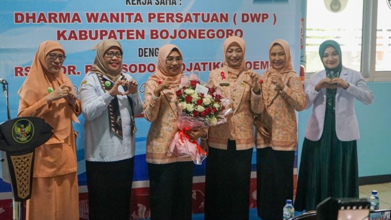 Cegah Kanker, RSUD Sosodoro Djatikoesoemo Bersama DWP Bojonegoro Gelar SADANIS 41 1000280235