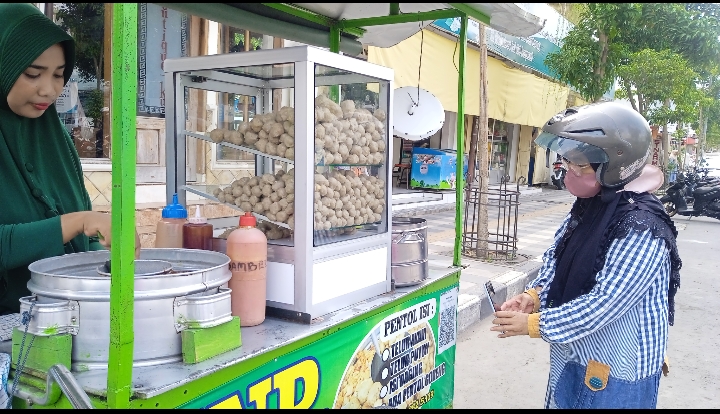 Beli Pentol Rp5.000 Pun Bisa Cashless dengan BRImo dan QRIS 41 IMG 20260605 WA0008