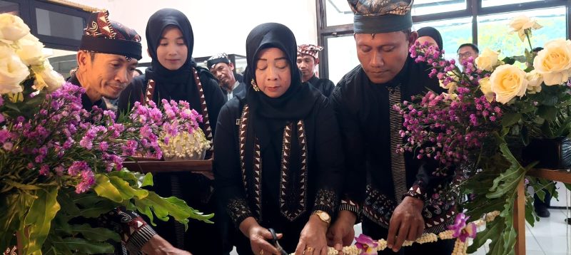 Sedulur Sikep Serahkan Tanah Pusaka Petilasan Samin Surosentiko Menjadi Bagian Museum Rajekwesi Bojonegoro 43 IMG 20260618 WA0013