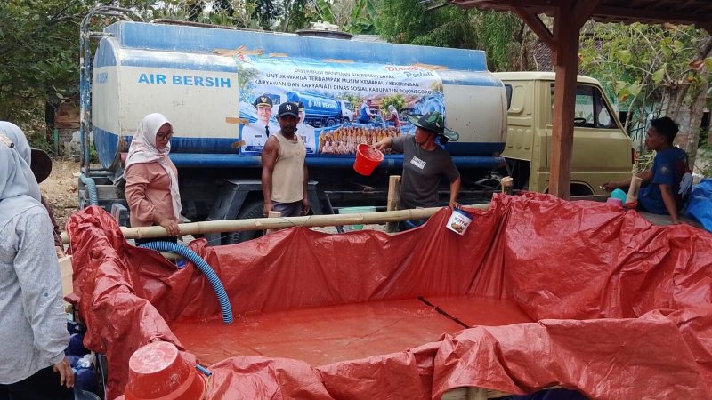 Bantuan air bersih hasil inisiasi donasi pegawai dinsos Bojonegoro