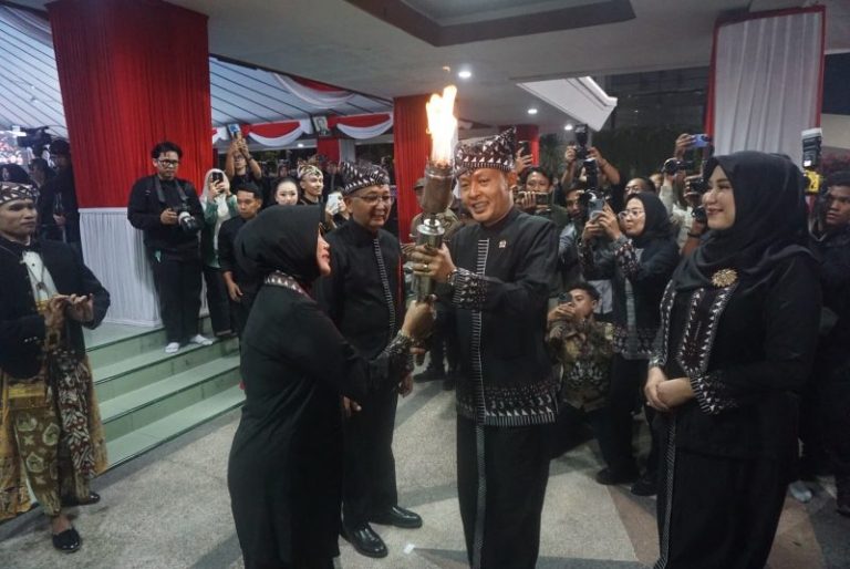 Rangkaian HJB Ke-349, Penyemayaman Api Abadi dan Doa Bersama Lintas Agama di Pendopo Malowopati 5 Rangkaian HJB Ke-349, Penyemayaman Api Abadi dan Doa Bersama Lintas Agama di Pendopo Malowopati